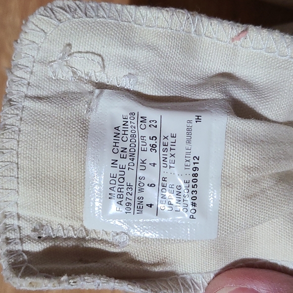 3 Pairs of Converse Shoes! - Picture 14 of 14